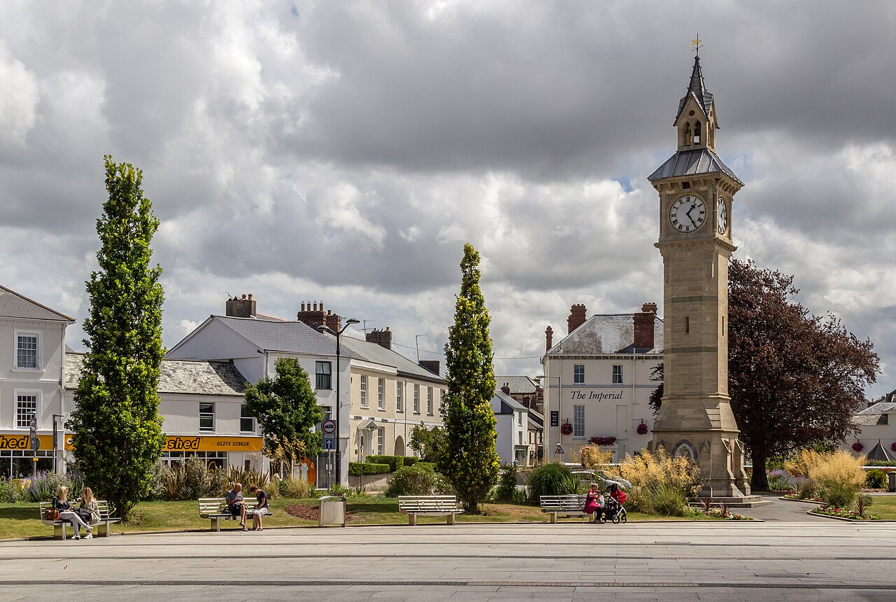 Photo: Dietmar Rabich (CC BY-SA 4.0) Barnstaple