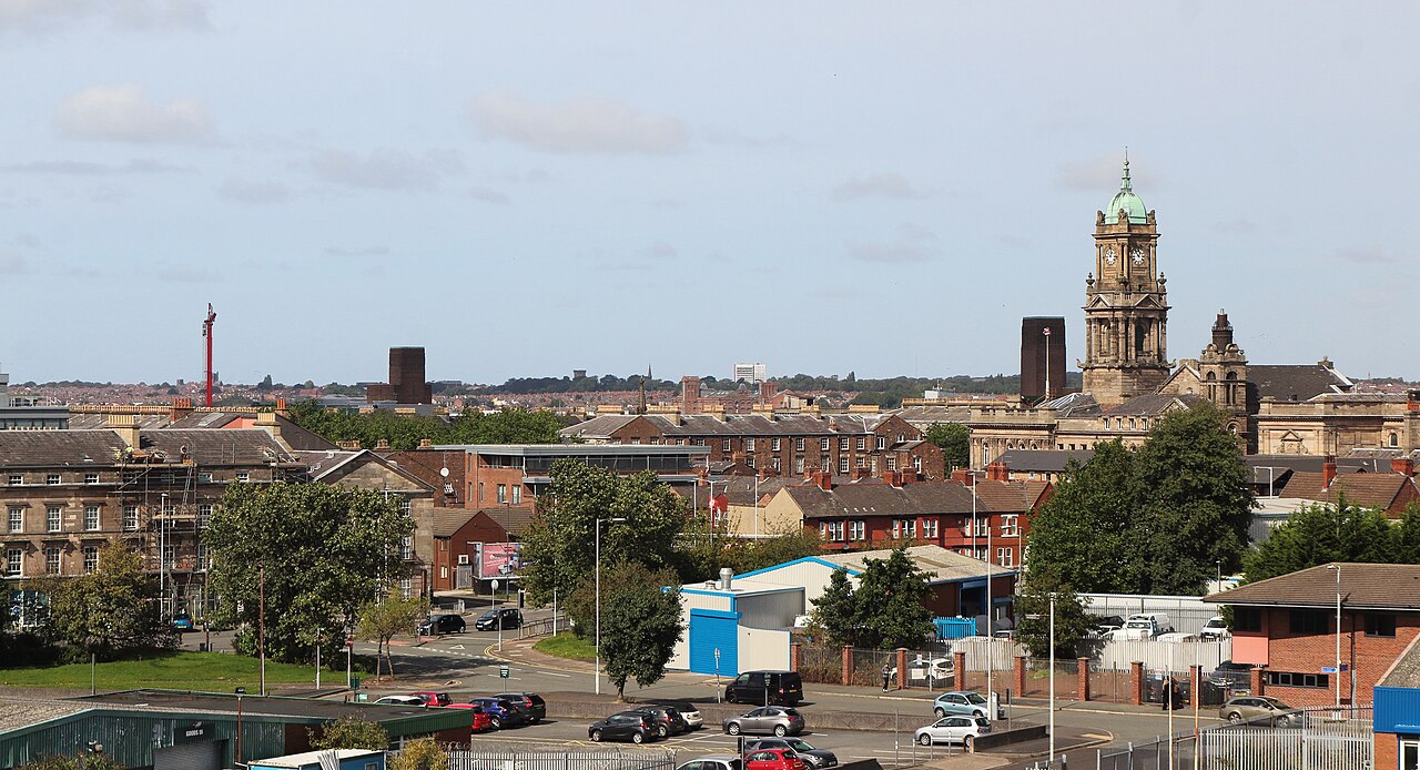 Photo: Rodhullandemu (CC BY-SA 4.0) Birkenhead