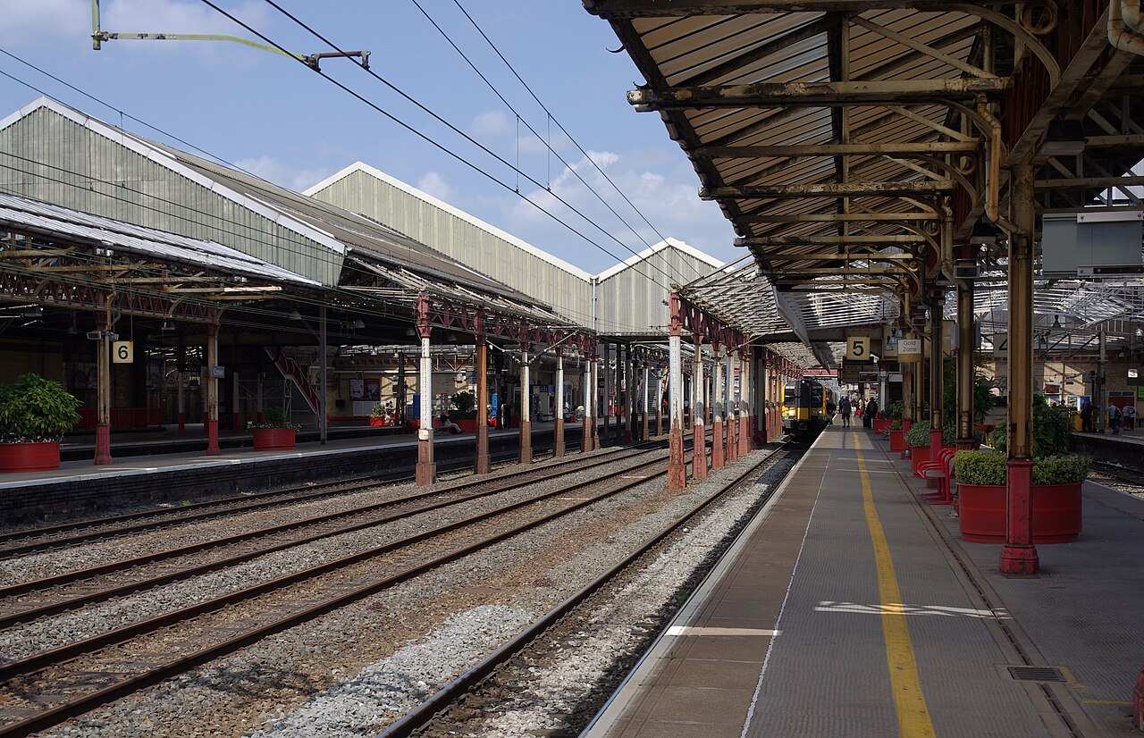 Photo: mattbuck (category) (CC BY-SA 3.0) Crewe