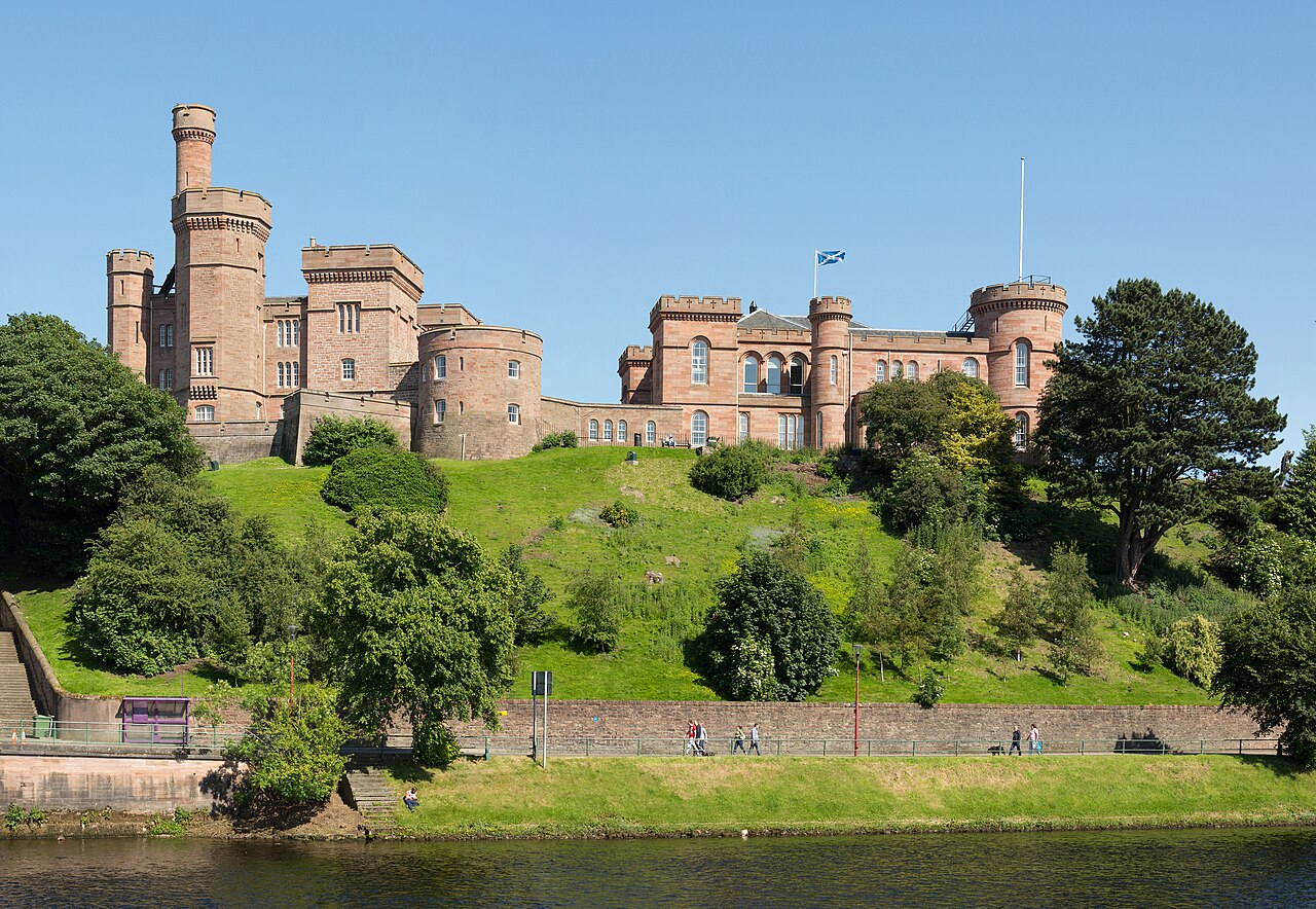 Photo: Diliff (CC BY-SA 3.0) Inverness