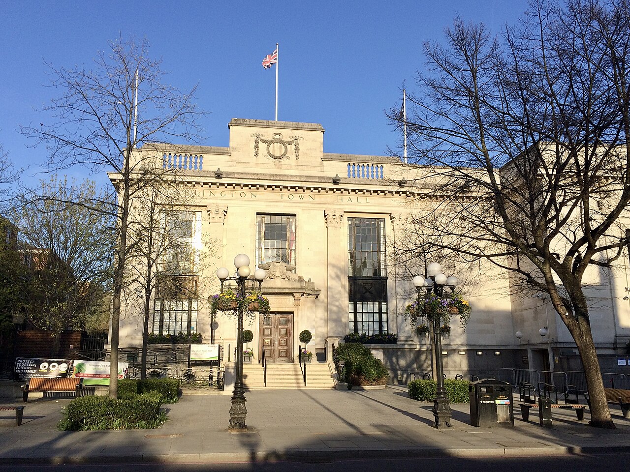 Photo: Rcsprinter123 (CC BY 3.0) Islington