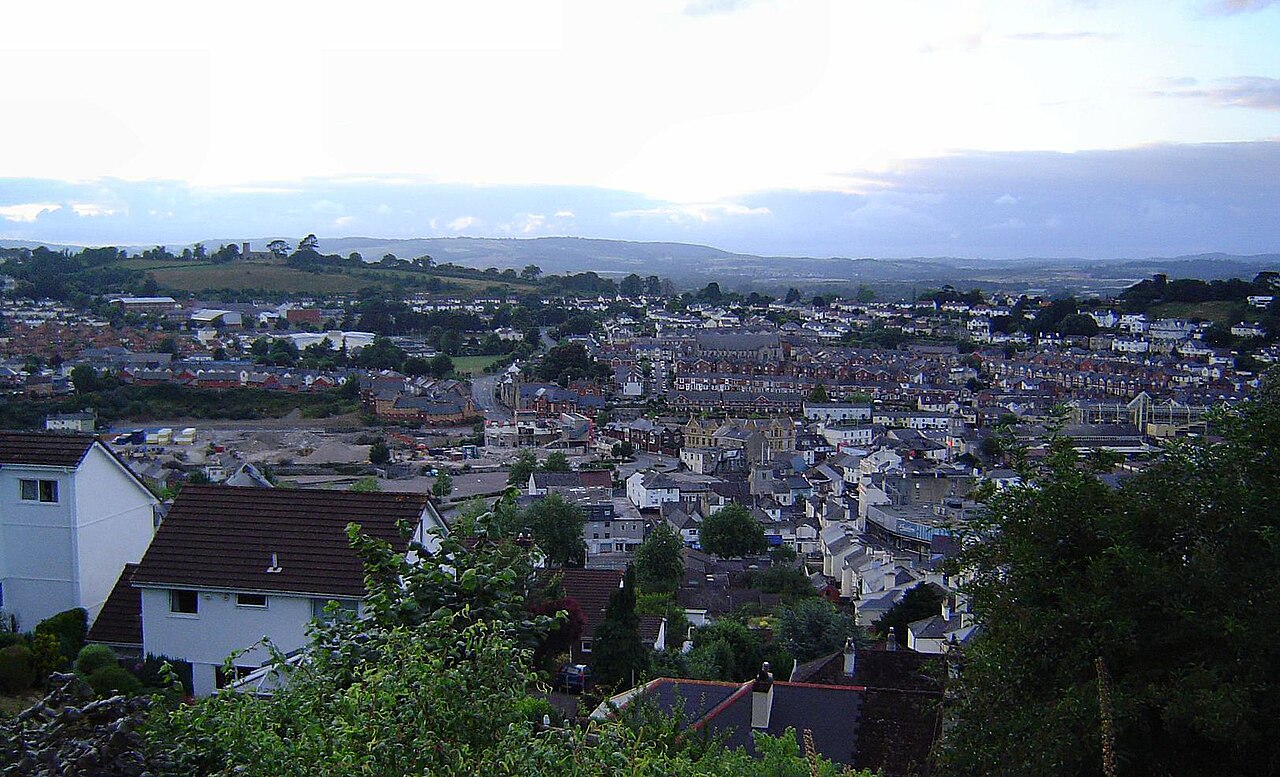 Photo: Richard Knights (CC BY 2.5) Newton Abbot