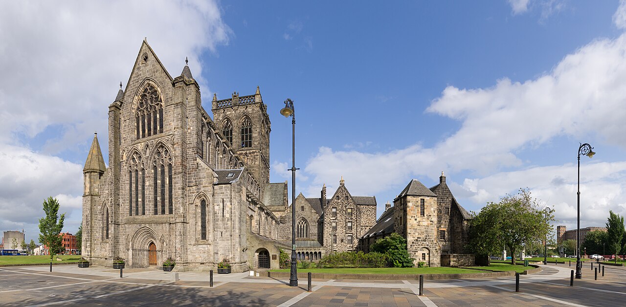 Photo: Colin (CC BY-SA 3.0) Paisley