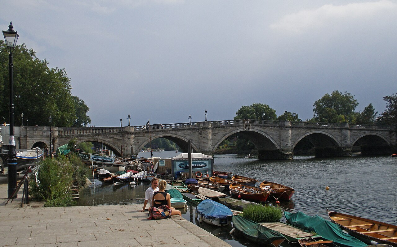 Photo: amandabhslater (CC BY-SA 2.0) Richmond upon Thames
