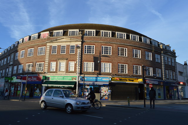 Photo: N Chadwick (CC BY-SA 2.0) Slough
