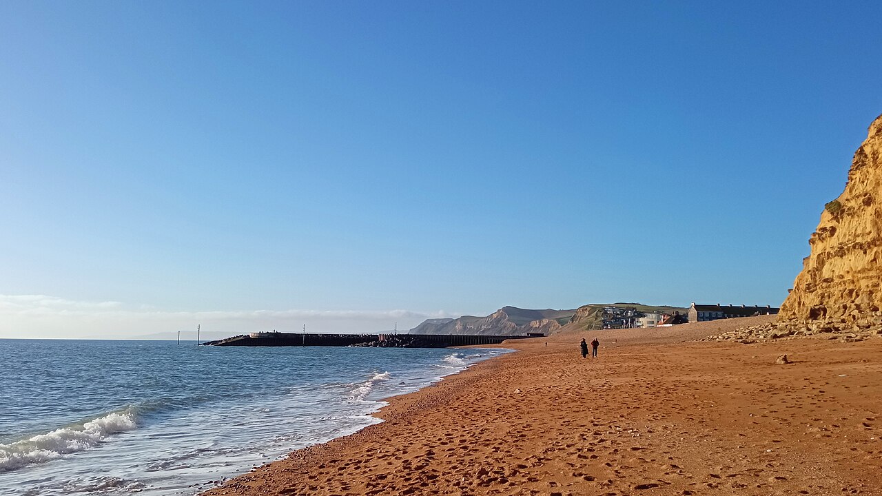Photo: Popodakos (CC BY-SA 4.0) South West England