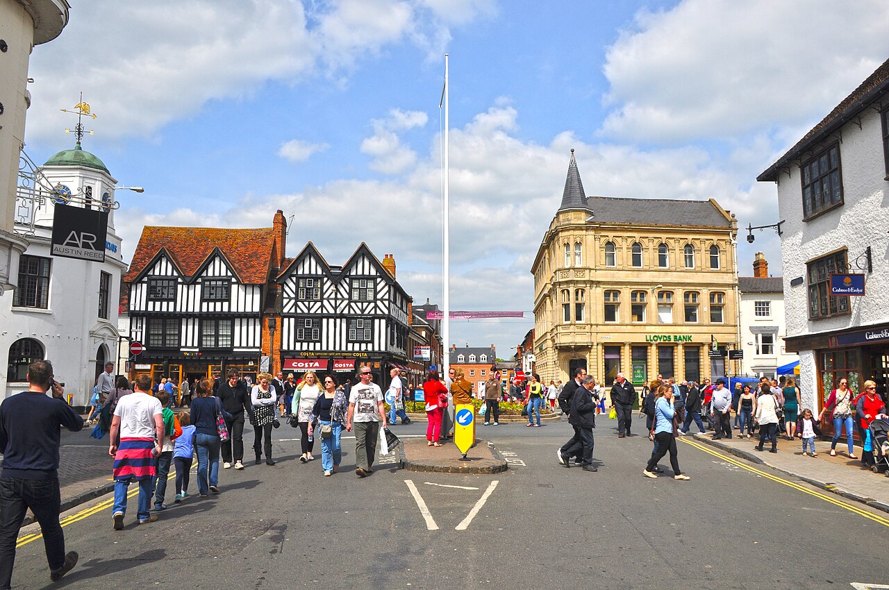 Photo: Lewis Clarke (CC BY-SA 2.0) Stratford-upon-Avon